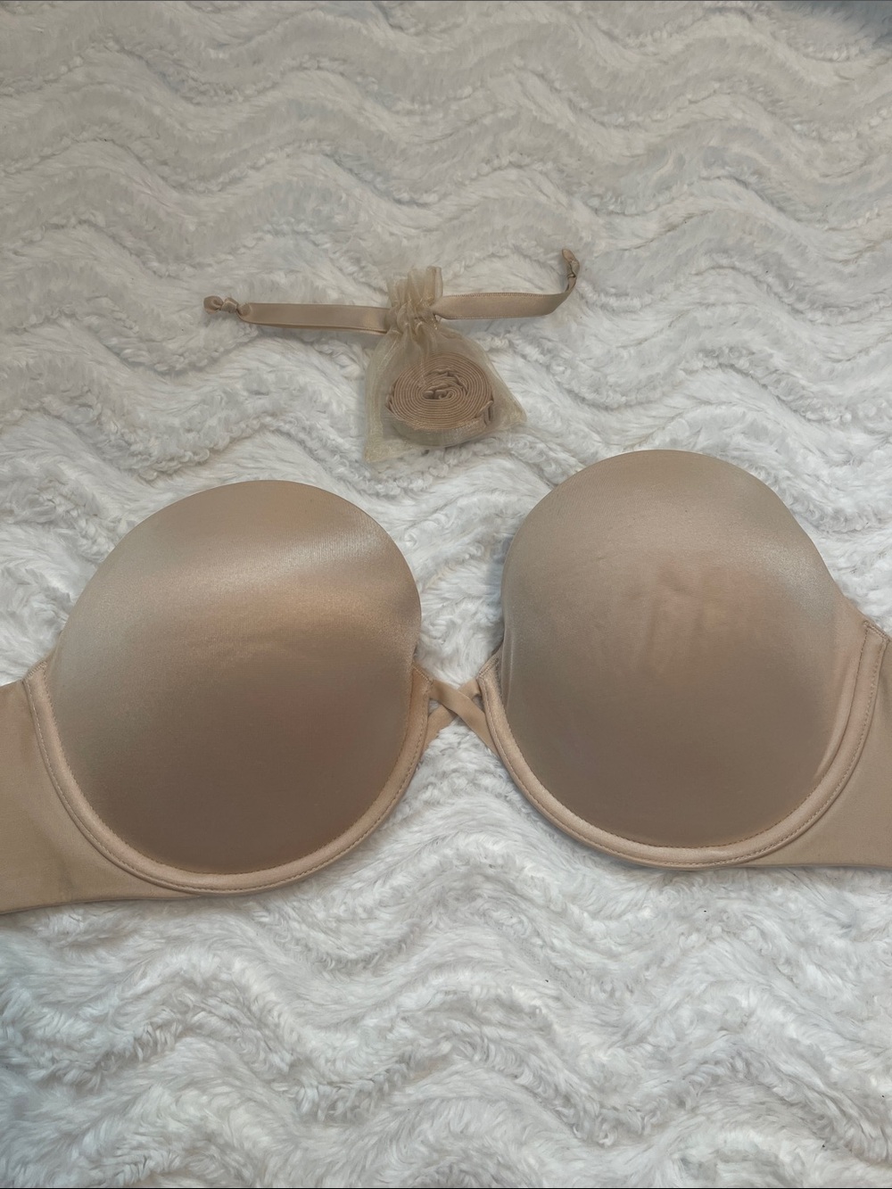 Wacoal Strapless Amazing Assets 36D Bra - Picture 10 of 13
